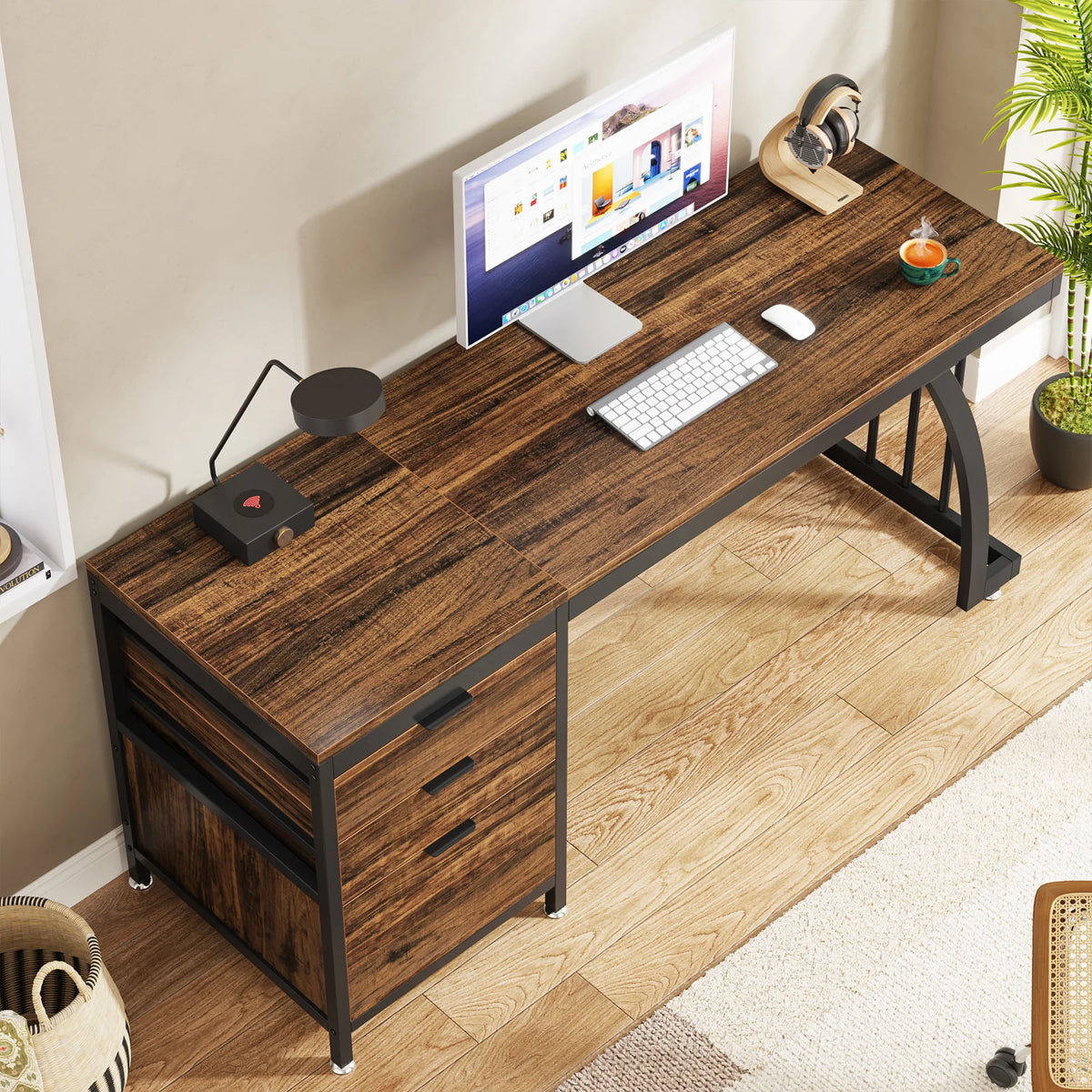 Skrivbord Arkad, med 3 lådor